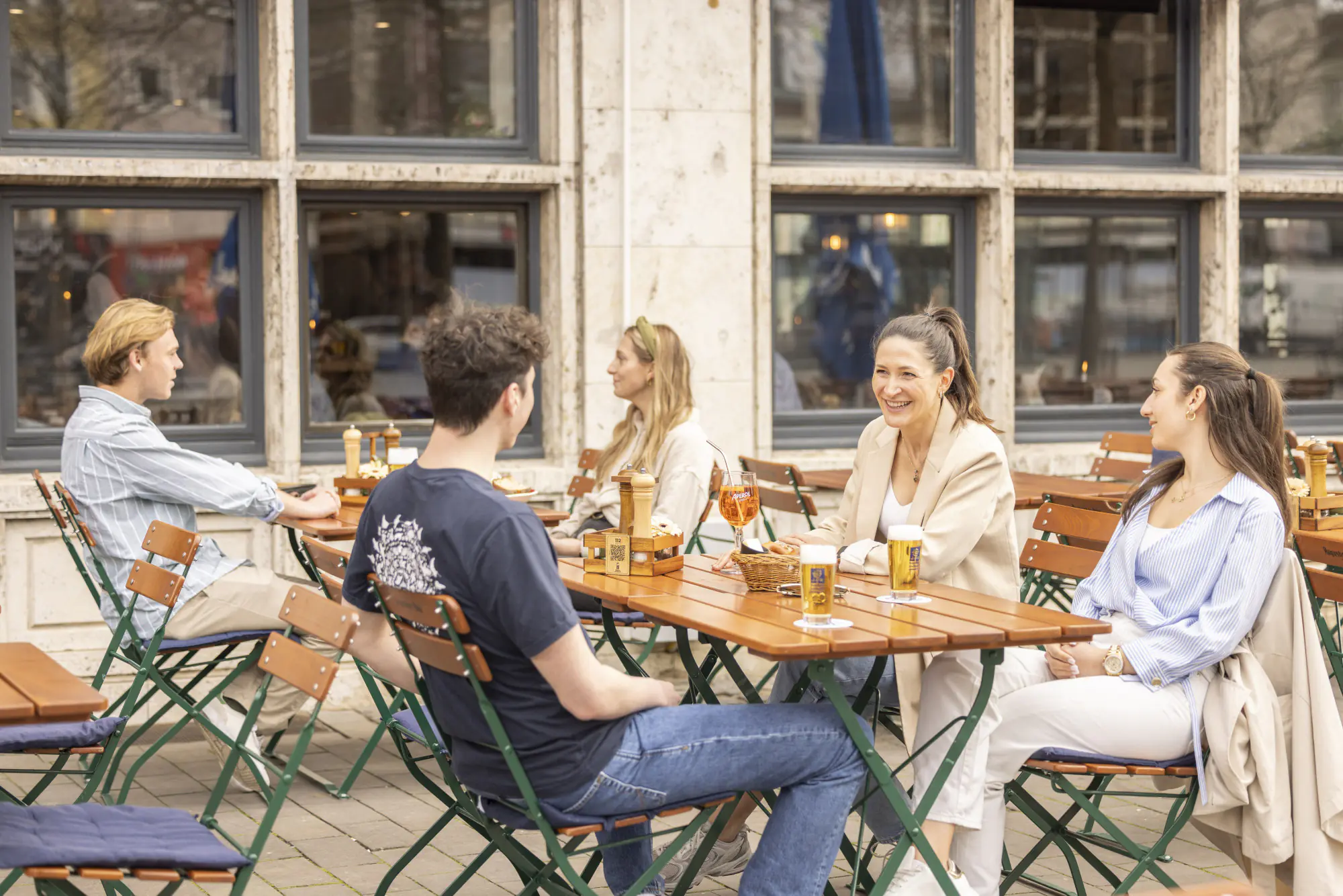 augustiner am heumarkt bayerischer biergarten