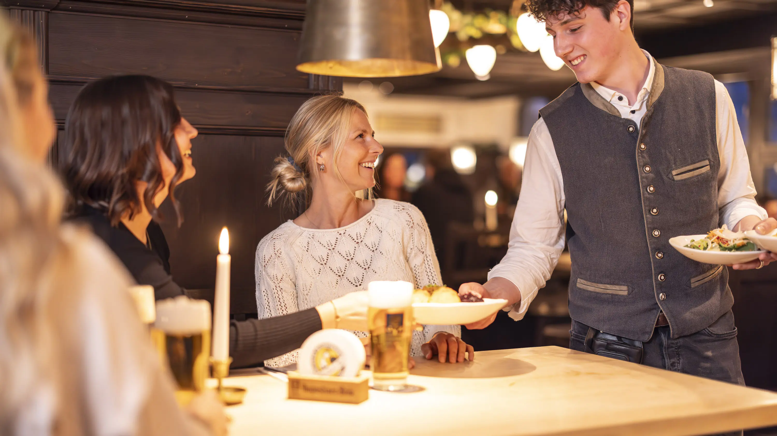 tischservice augustiner am heumarkt